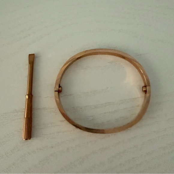 Rose Gold “Love” Bracelet with Crystals / SMALL / Never Worn! - Picture 4 of 4